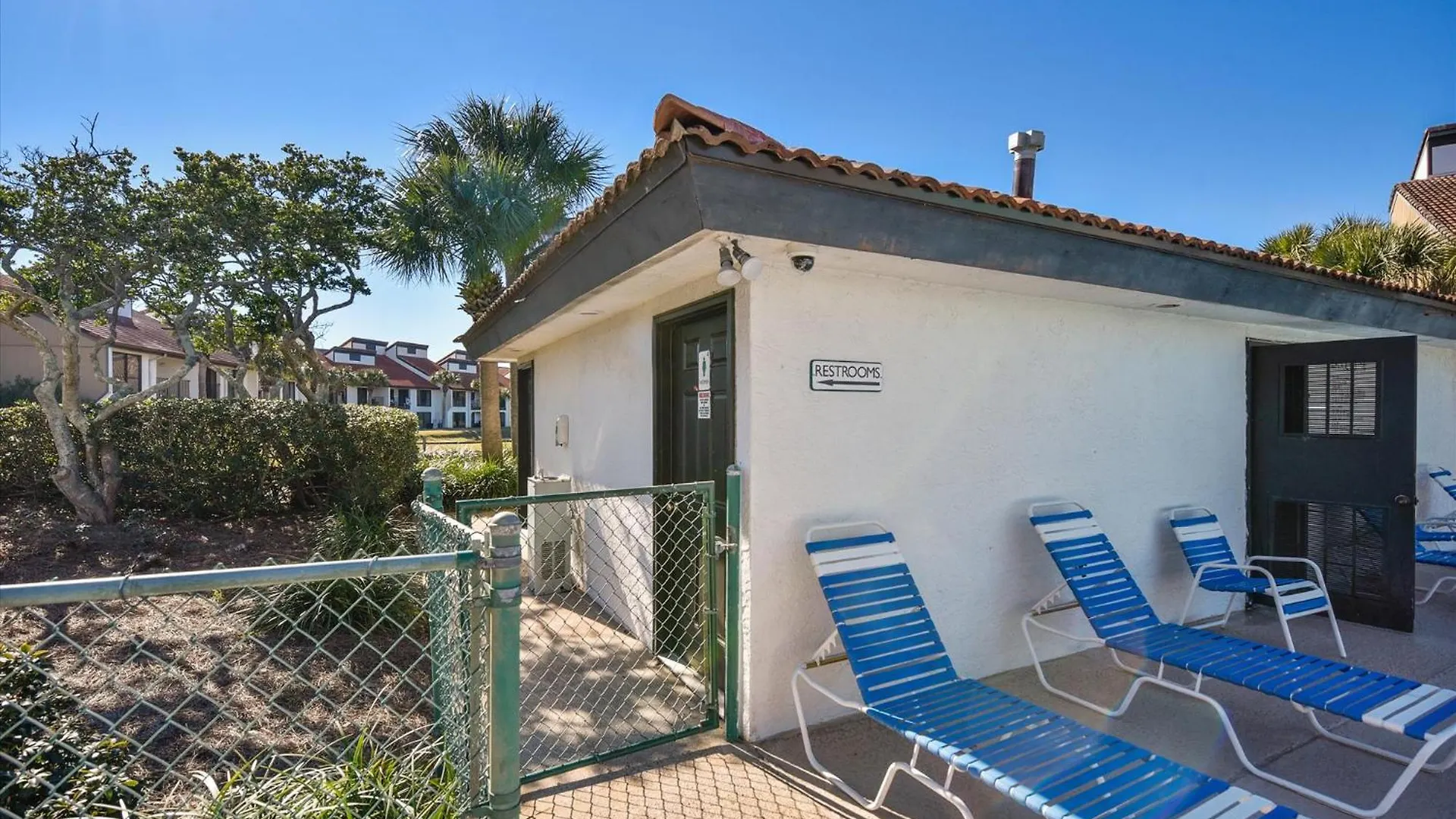 Edgewater Beach Resort #1004 By Book That Condo Panama City Beach Holiday home